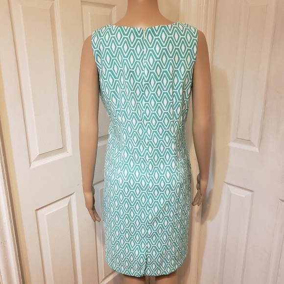 NEW! Mario Serrani Sleeveless Shift Dress- 8 - Picture 6 of 13